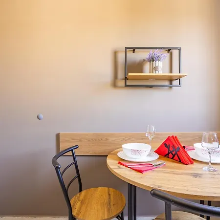 Exclusive Elite 31 *